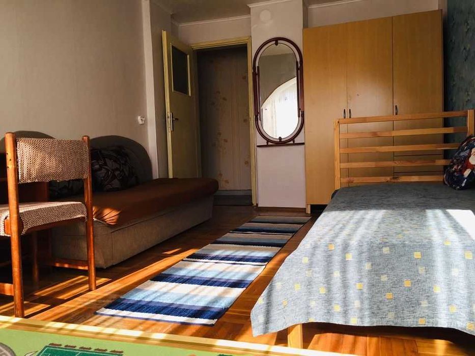 Дава се под наем Тристаен апартамент в Бургас, Център - 77 кв.м за 229.5 € - Снимка #4