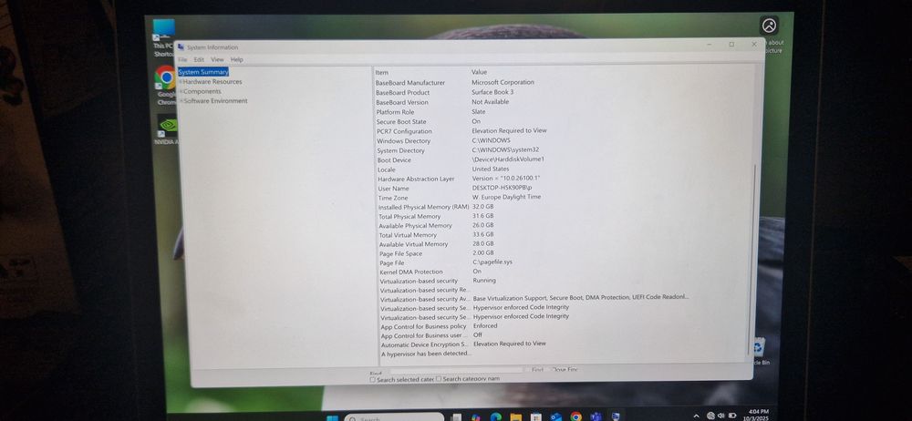 Microsoft Surface Book 3 – Intel Core i7, 32GB RAM, 1TB SSD, NVIDIA 4G