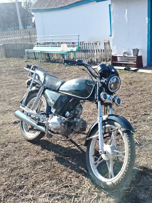 Мотоцикл яки 110