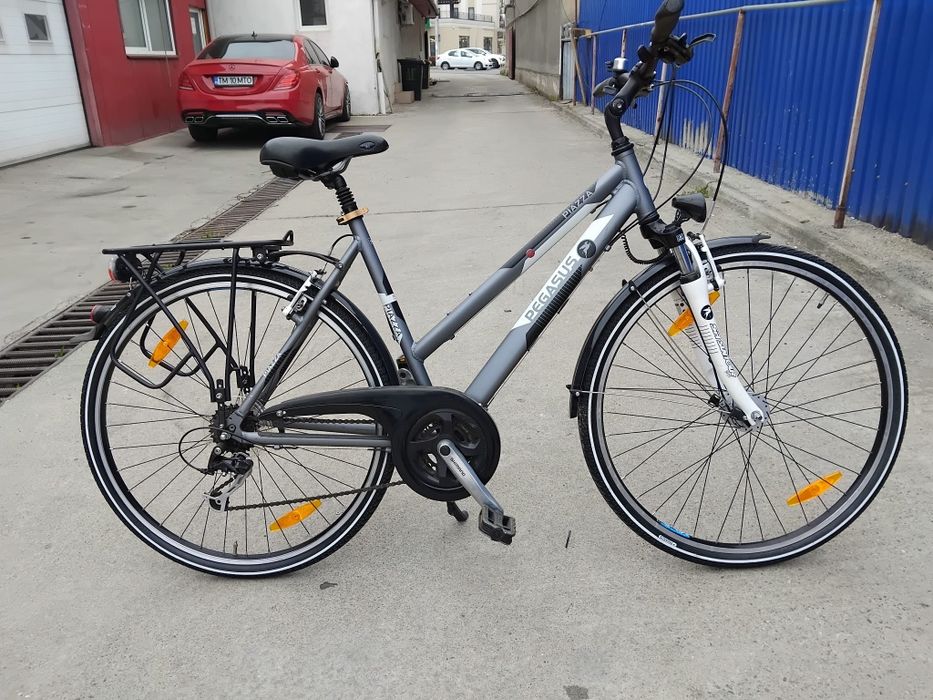 Vând bicicleta Pegasus din aluminiu pentru damă