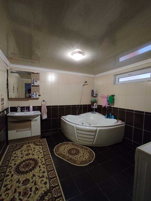 Продается 5 комнатный Дом