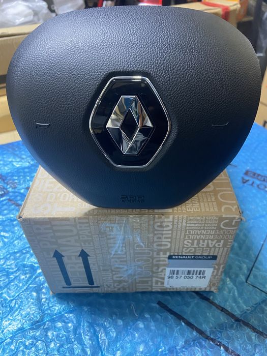 Продам подушку безопасности.