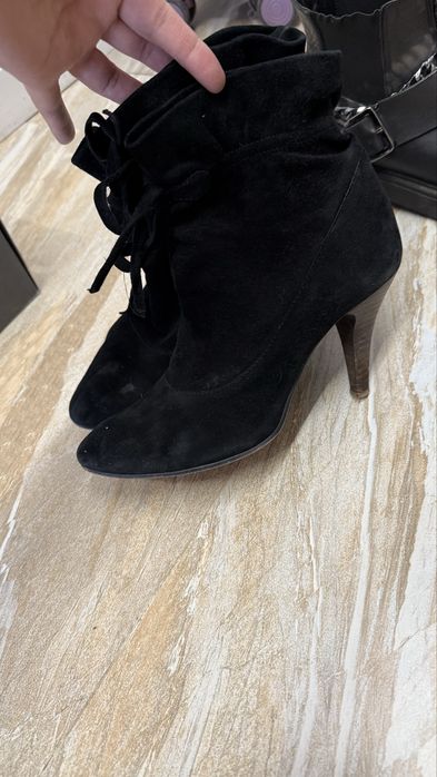 Продам обувь натуралька р.40