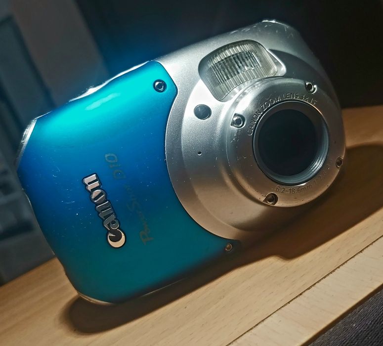 Canon Powershot D10