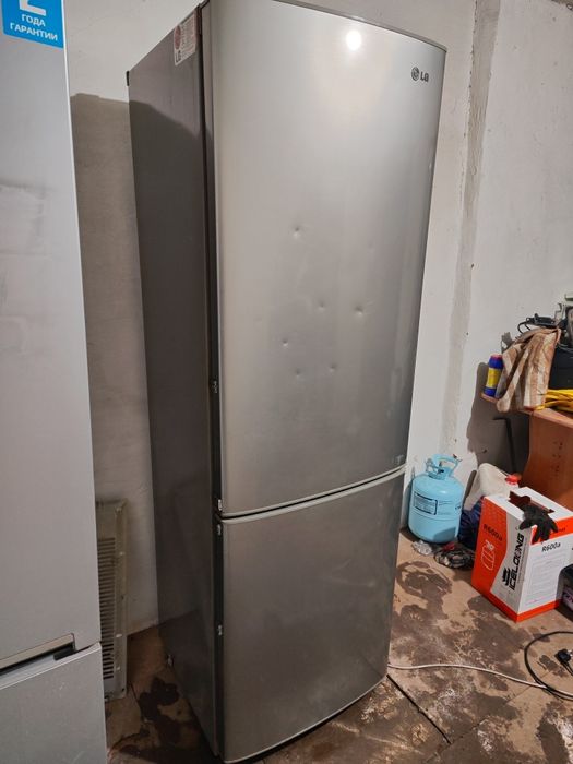 Холодильник рабочий