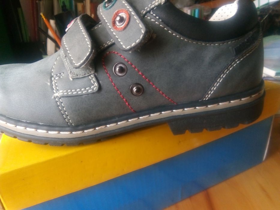 Ботинки новые 33 размер