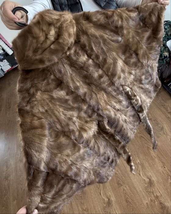 haina de blana naturala de Vizon stil poncho noua