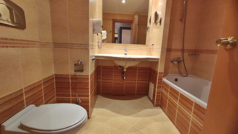 Продава се Двустаен апартамент в к.к. Слънчев бряг - 78 кв.м за 1052 €/кв.м - Снимка #6