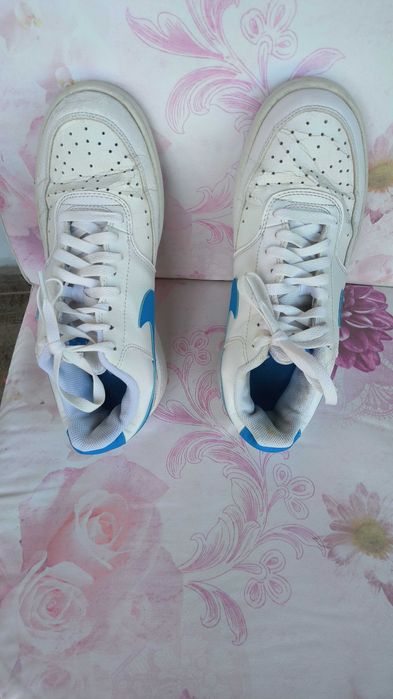 обувки Nike 42 номер