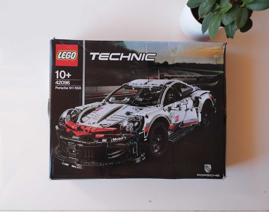 LEGO Technic Porsche 911 RSR 42096, 1580 части