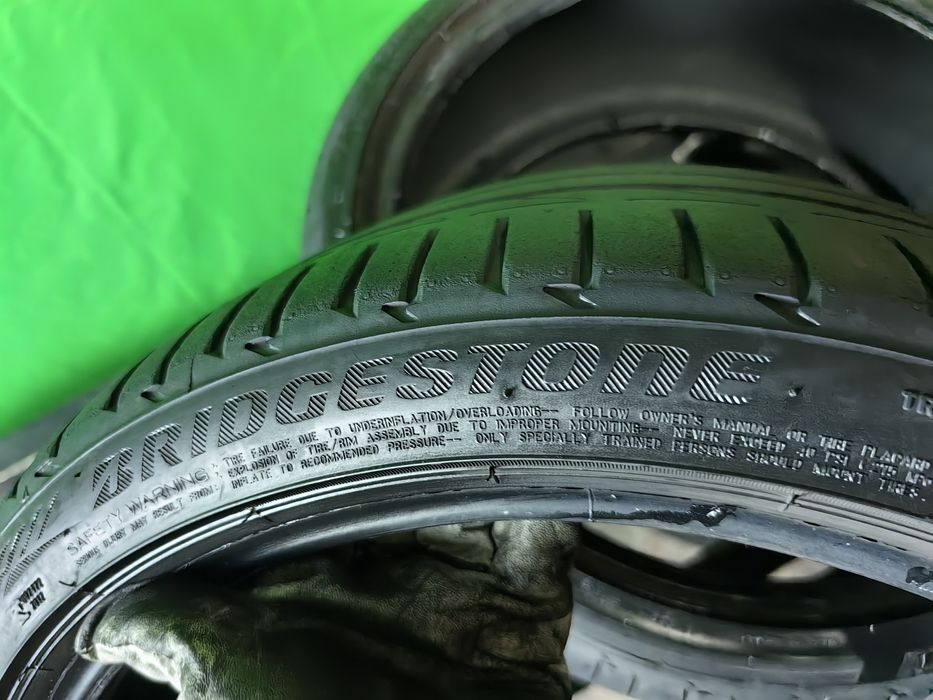 245/35R19 Bridgestone stare foarte bună fără defecte