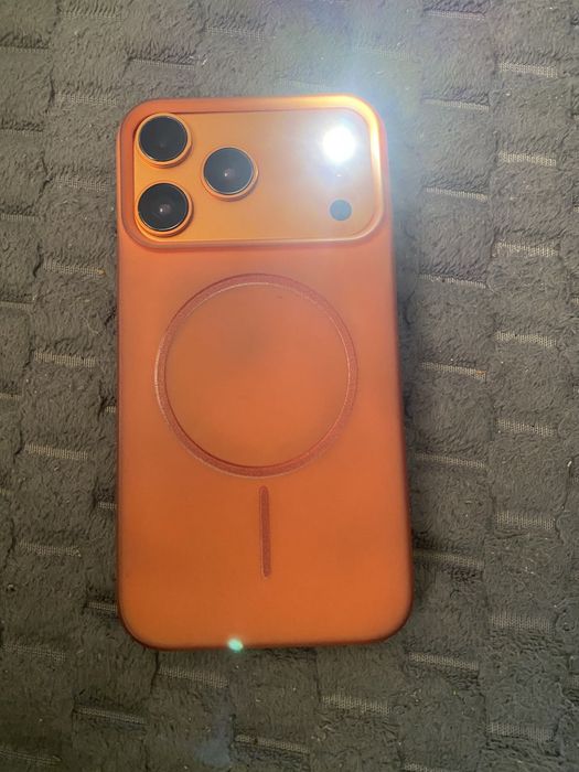 iPhone XR в 17 про корпусе