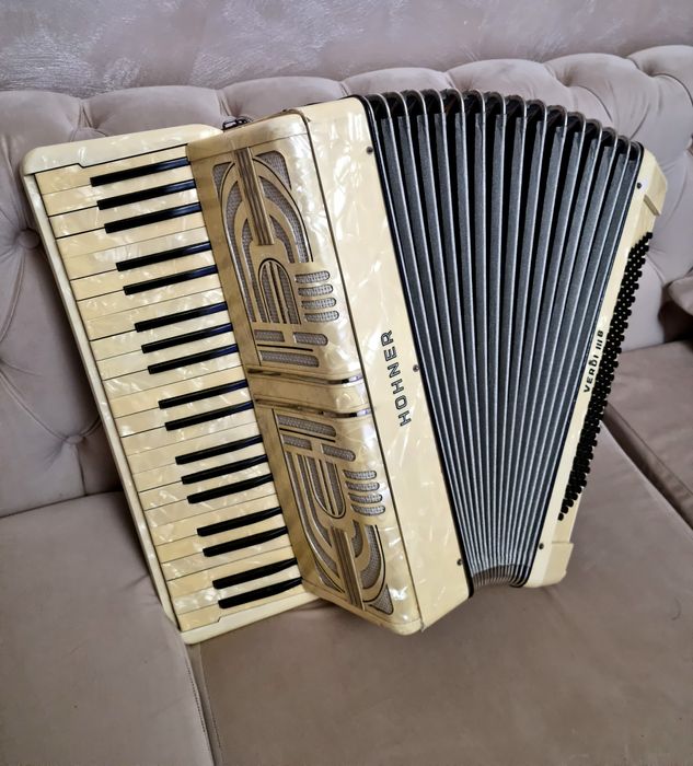 Acordeon Hohner Verdi 3B 120 Basi