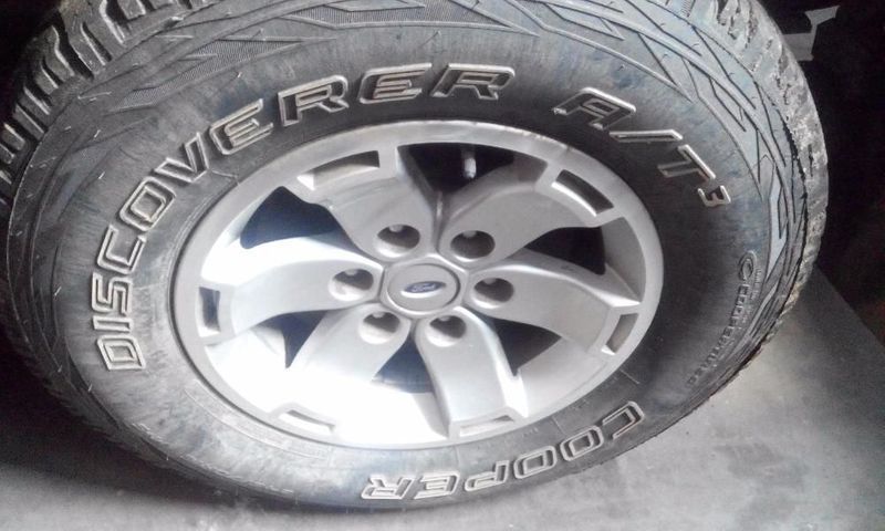 За части Форд Рейнджър 2.5 TDCI 143PS, двигател 67,000км, авточасти