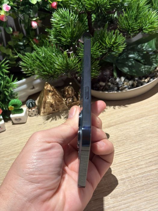 Iphone 12  Pro Max ‼️Ca Nou‼️Bat 100%‼️Garantie‼️