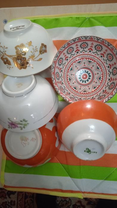 Кисе, пиалы, тарелки