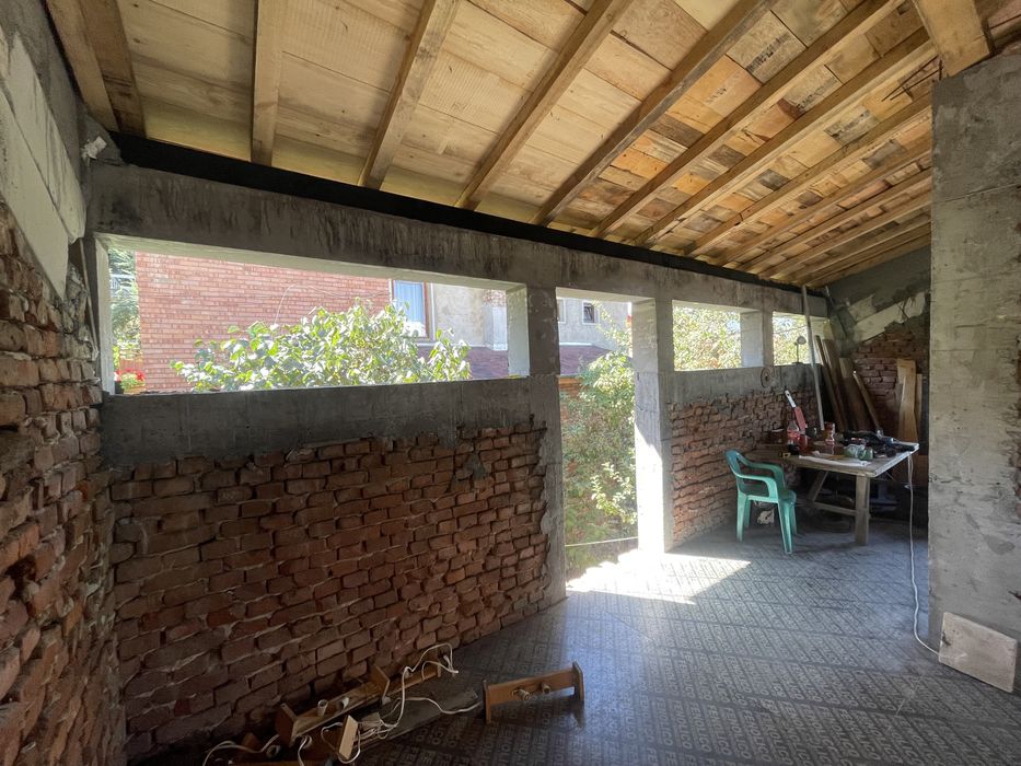 Дървени навеси и бунгала и покриви