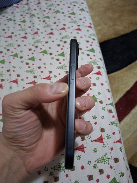 Vând/Schimb iphone 15 Black neverlocked