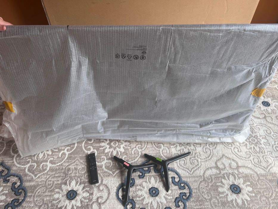 Samsung TV Crystal UHD 4K UC7000