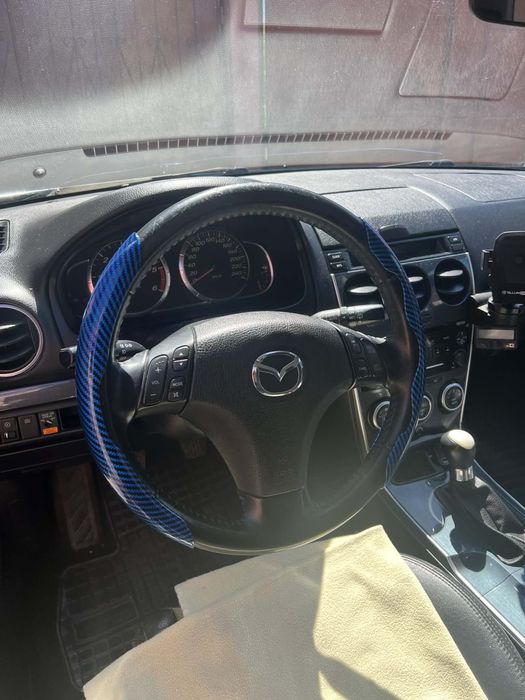 Vand masina model mazda 6
