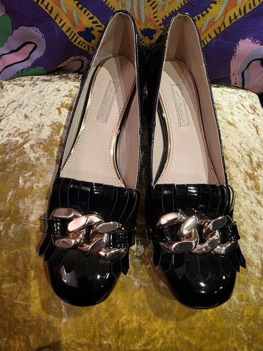 Елегантни обувки с нисък ток Primadonna