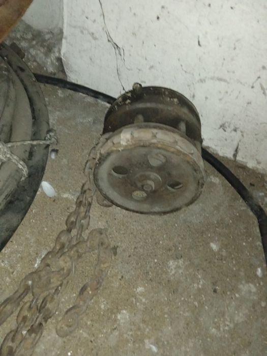 Продам таль цепную.