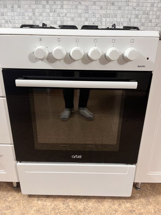 Продам газовую плиту