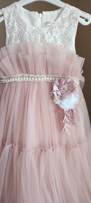 Нарядное платье для девочки