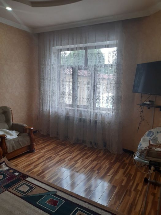 Ховли уй сотилади