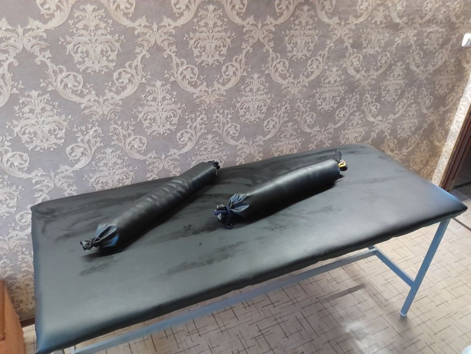 Продам кушетку , очень крепкая