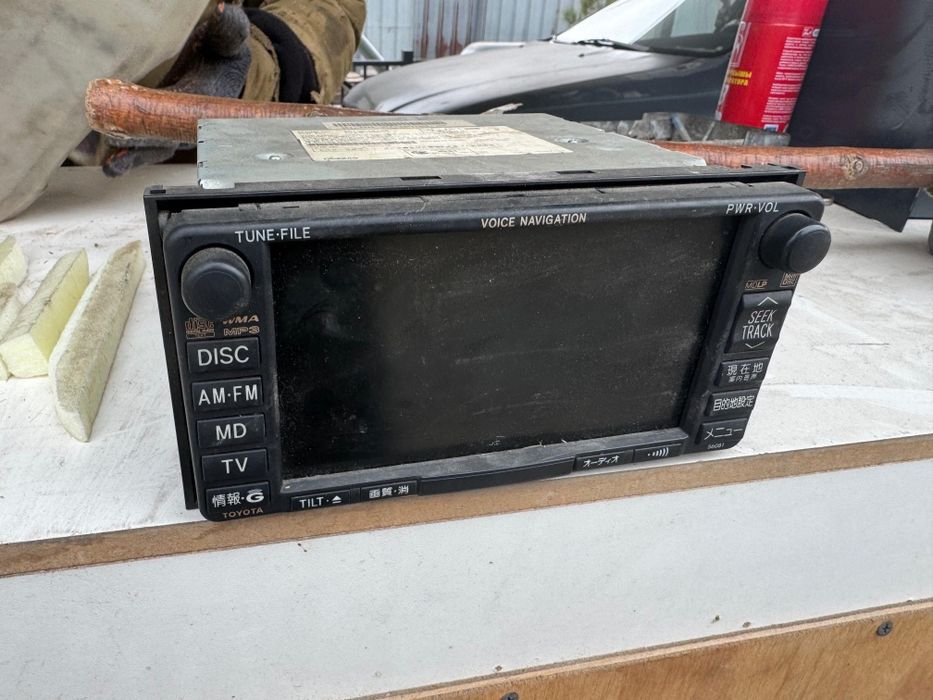 Магнитофон Toyota Crown