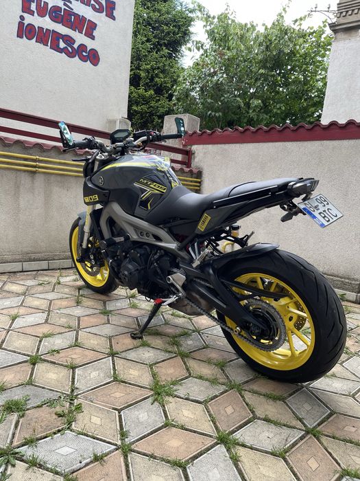 Yamaha MT-09 2015 • Quickshifter ABS