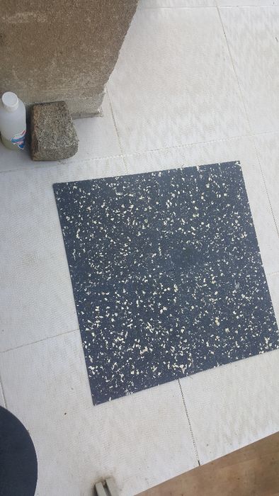 Винилова настилка Strong 2 мм. на ролки 2 м ширина