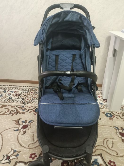 продам прогулочную коляску