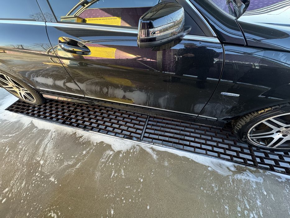 Dezmembrez  mercedes w204 2009-2013