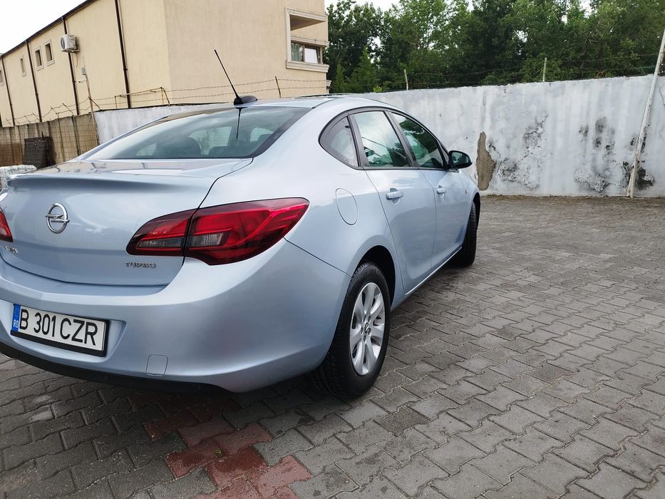 OPEL Astra 2018 — imagine 3