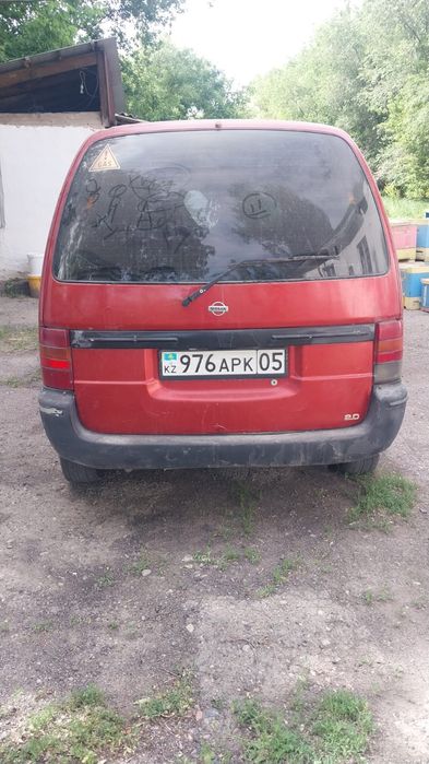 Продам Ниссан Серена