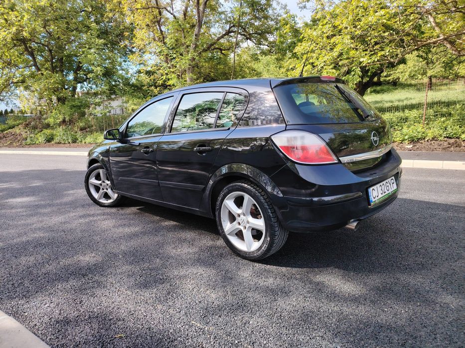 Opel astra automat+set de jante cu cauciucuri de iarna