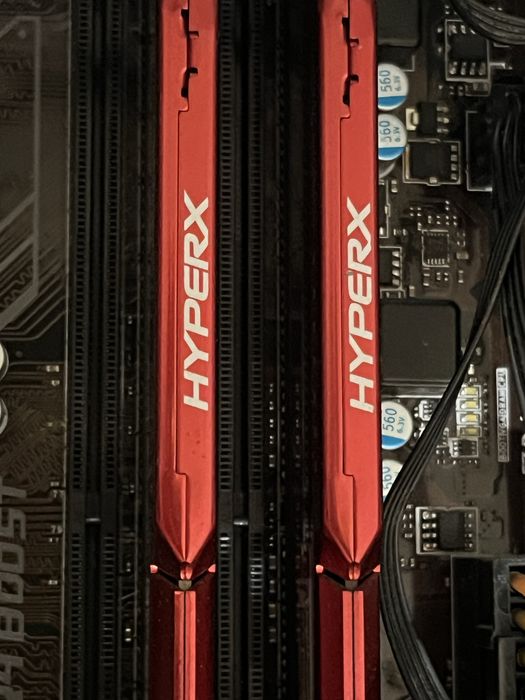 Pc gaming complet i7 7700k+cooler+gigabyte rtx 2060 6GB DDR6+16g rami hyperx ddr4+sursa+ssd kingston 480gb+carcasa gaming alba