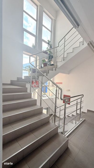 Spatiu Comercial 1177 Mp | 40 Locuri De Parcare | Calea Bucuresti