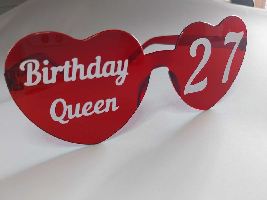 Парти очила подходящи за всякакви поводи