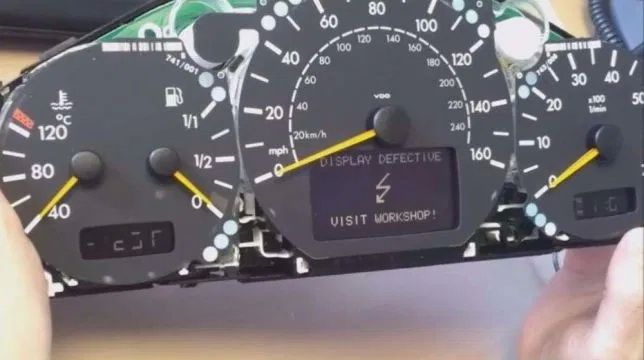 bordBMW e36 e38 e39 e53,mercedesW2xx, range rover pixeli morti