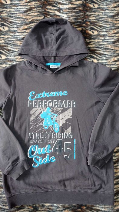 Детски лот -дънки със суитшърт