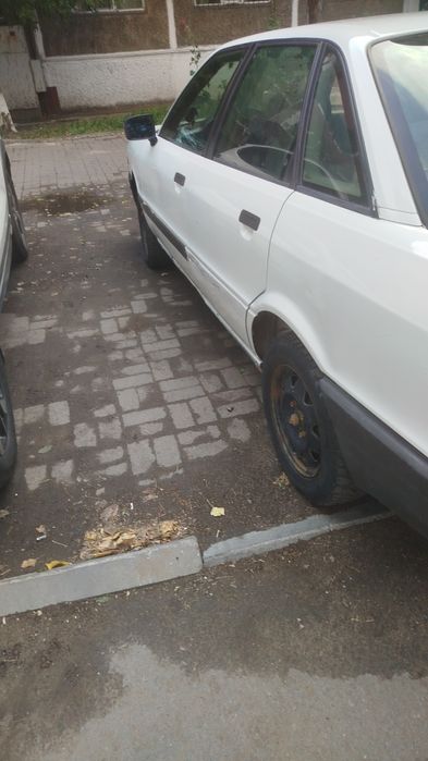 Продам Ауди 80 б3