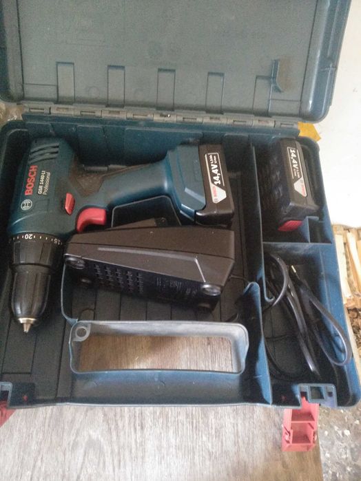 Продается электроинструмент фирмы бош