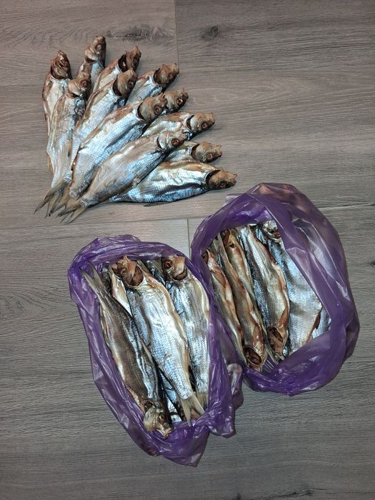 ВЯЛЕНАЯ РЫБА (рыбец, вобла).