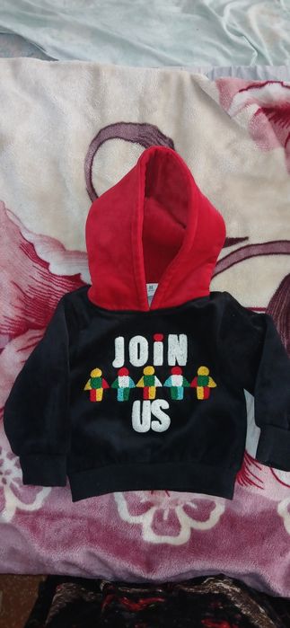 Продам тёплые кофточку для новорождённого