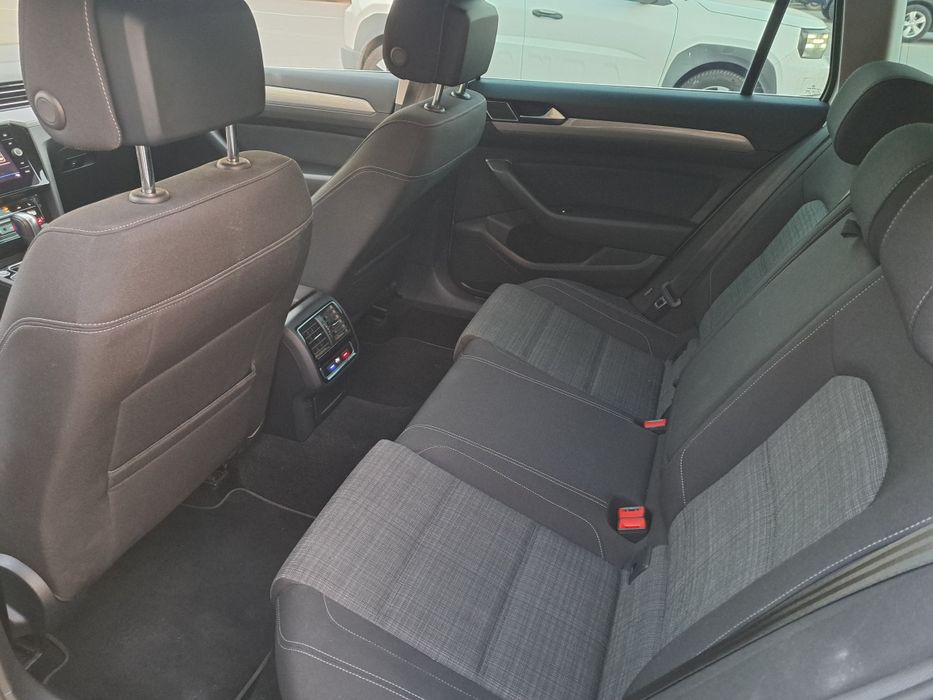 VW Passat 2.0TDI 150кс  DSG