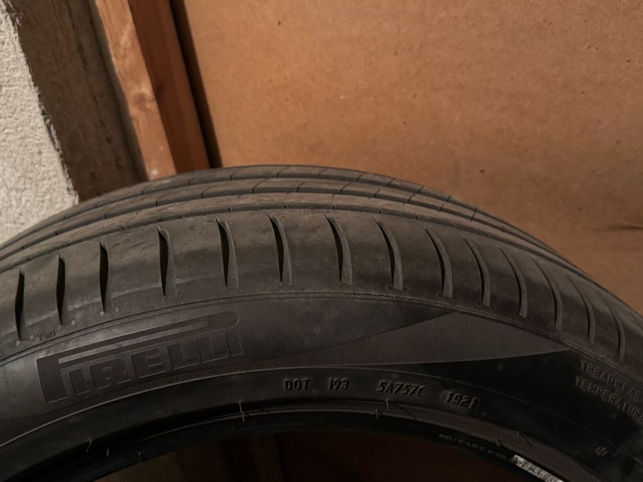 Летни гуми Pirelli 255/45/19