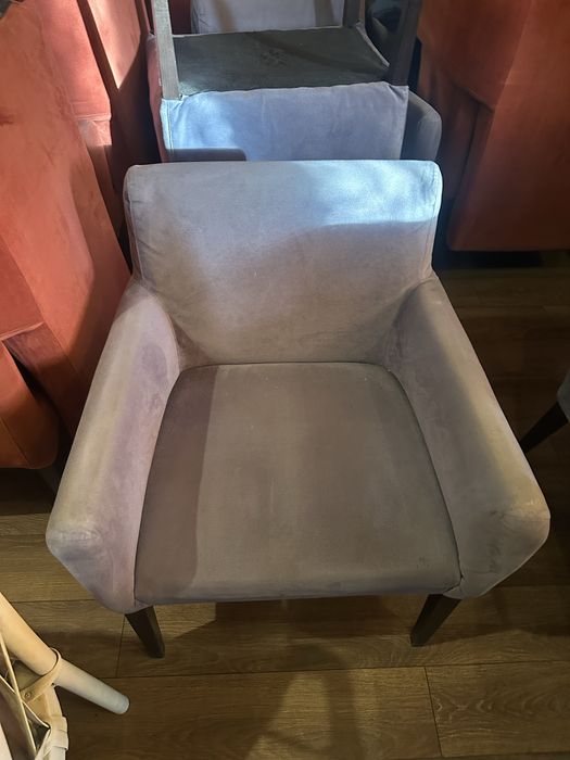 Диваны и столы для заведения